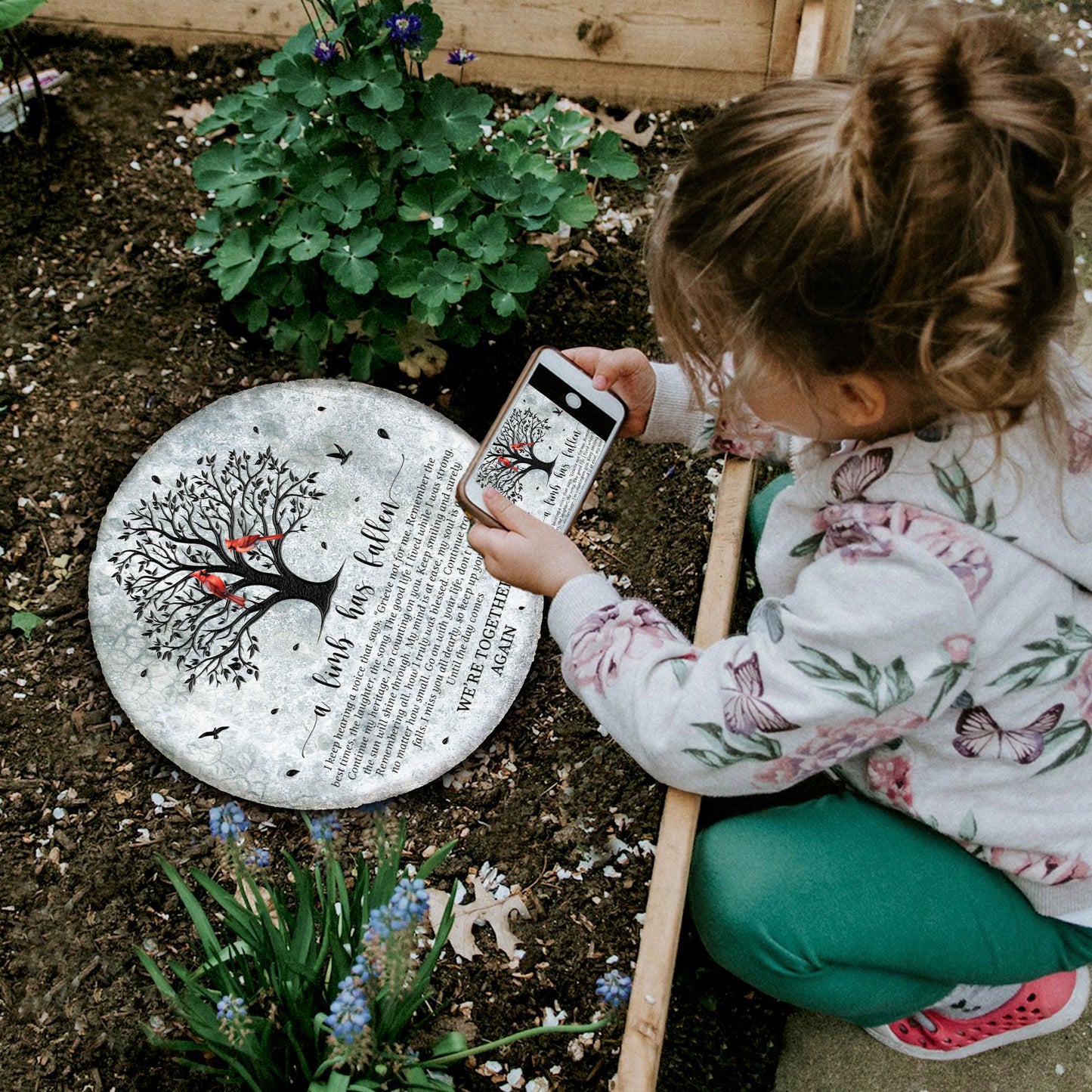 Netecom Memorial Stone Plaque – “A Limb Has Fallen” Round Garden Decoration with Cardinals