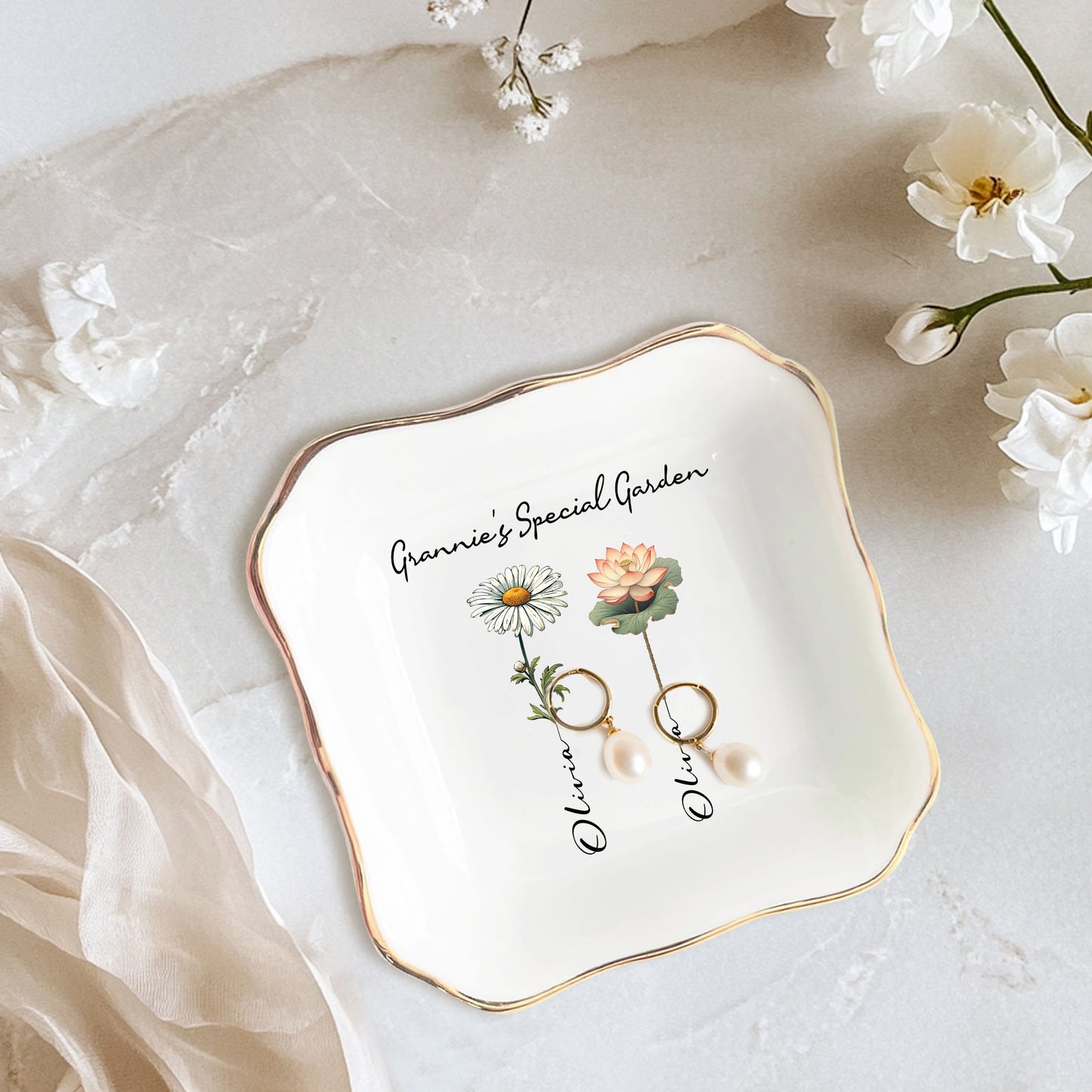 Netecom Custom Birth Month Flower Ceramic Jewelry Tray , Personalized Name Ring Dish , Elegant Gift for Birthday or Mother’s Day
