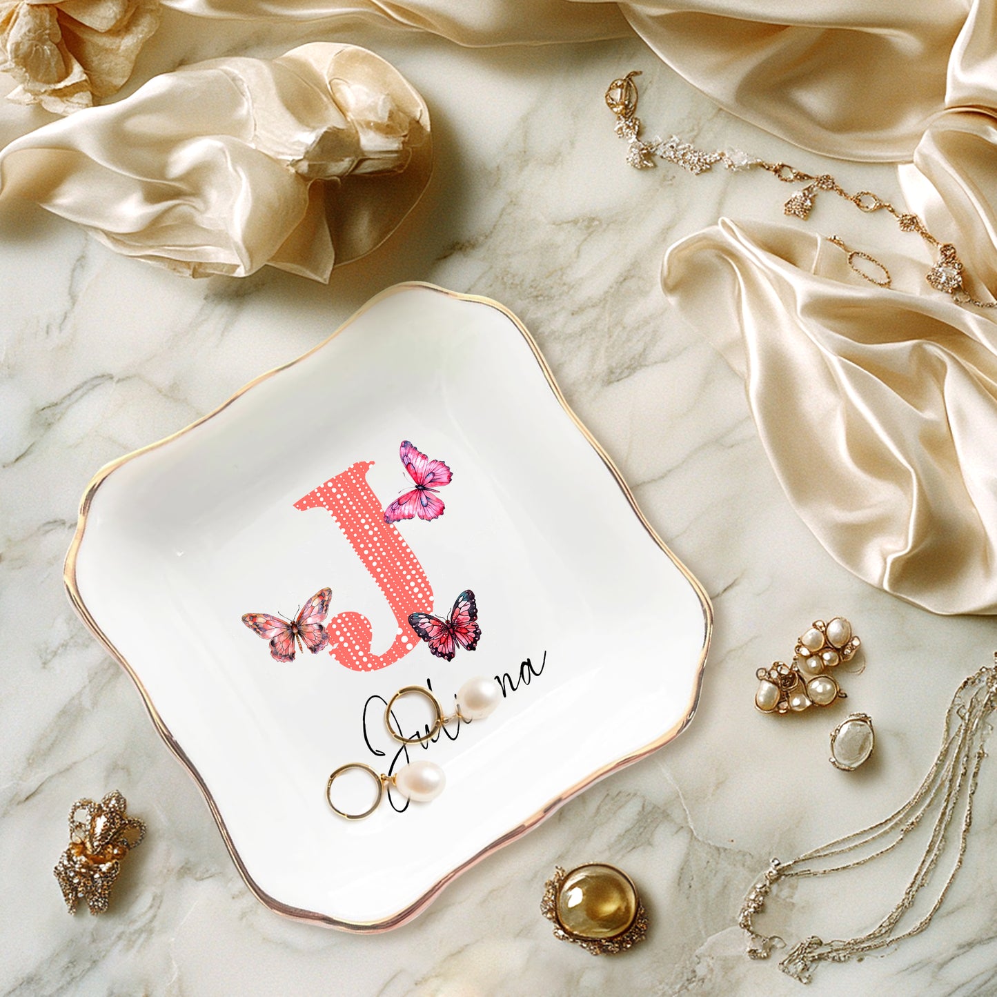 Netecom Personalized Ceramic Jewelry Tray with Initials and Floral Design, Ideal Gift for Weddings, Birthdays, or Family Occasions