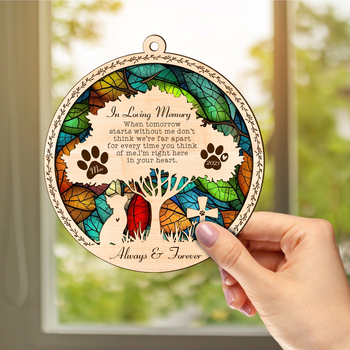 Netecom Personalized Chihuahua Memorial Suncatcher, Chihuahua Dog Memorial Gifts with Name Date, Pet Loss Light Catcher, Bereavement Gift Dog Memorial Ornament Loss of Pet Sympathy Gift for Dog Lover