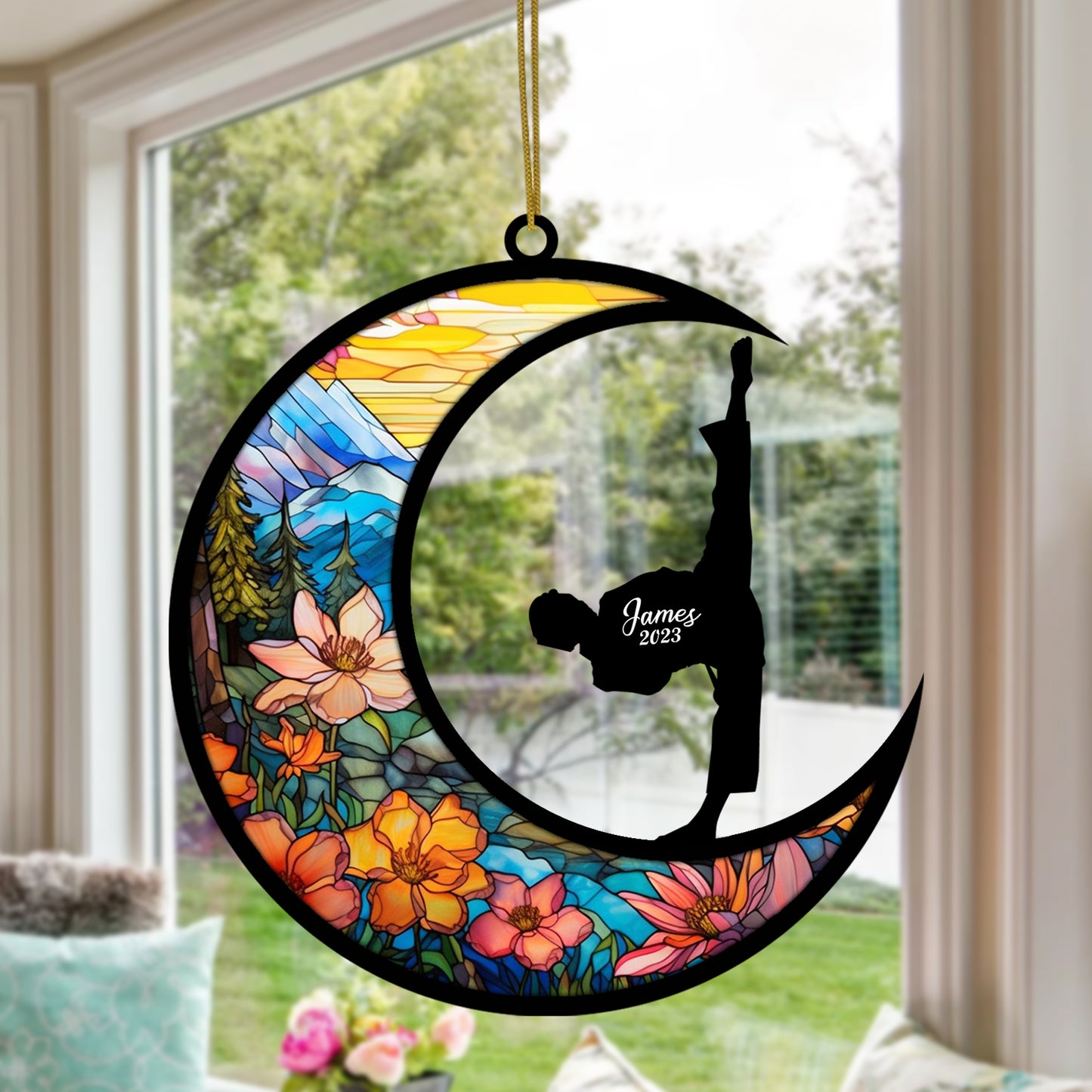 Netecom Personalized Taekwondo Suncatcher Keepsakes - Martial Arts Hanging Sun Catcher Ornament - Unique Taekwondo Christmas Pendant & Birthday Gifts for Boy, Girl, or Sports Players