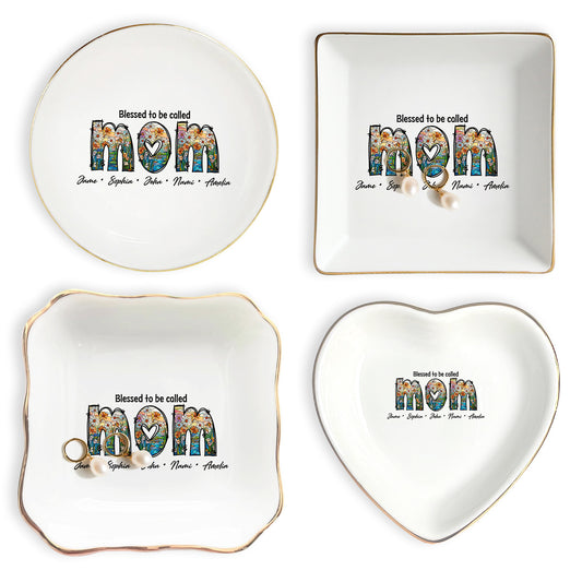 Netecom Gold Rim Trinket Dish with Custom Names under MOM, Unique Mother's Day Keepsake for Her