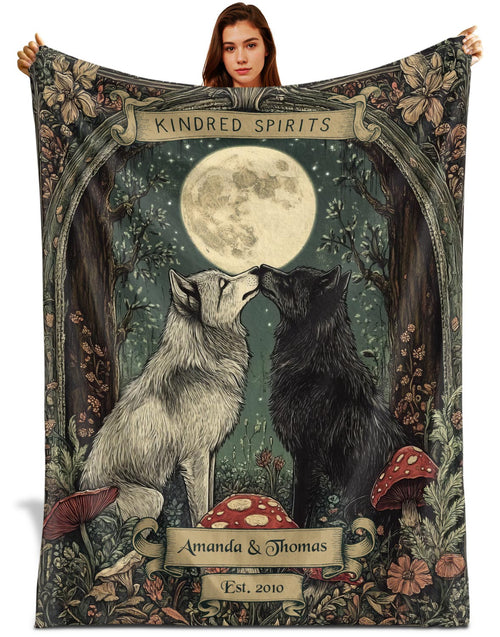 Netecom Personalized Wolf Couple Blanket, Custom Name and Established Date Throw Blanket for Couch, Bed or Sofa, Romantic Gift for Couples, Husband, Wife, Present for Christmas, Anniversary