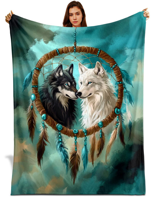 Netecom Dreamcatcher Wolf Blanket, Ultra Soft Warm Cozy Fuzzy Plush Throw Blanket for Couch, Bed or Sofa, Wolf Lover Gift, Birthday Gifts for Women Men, Present for Christmas, Anniversary