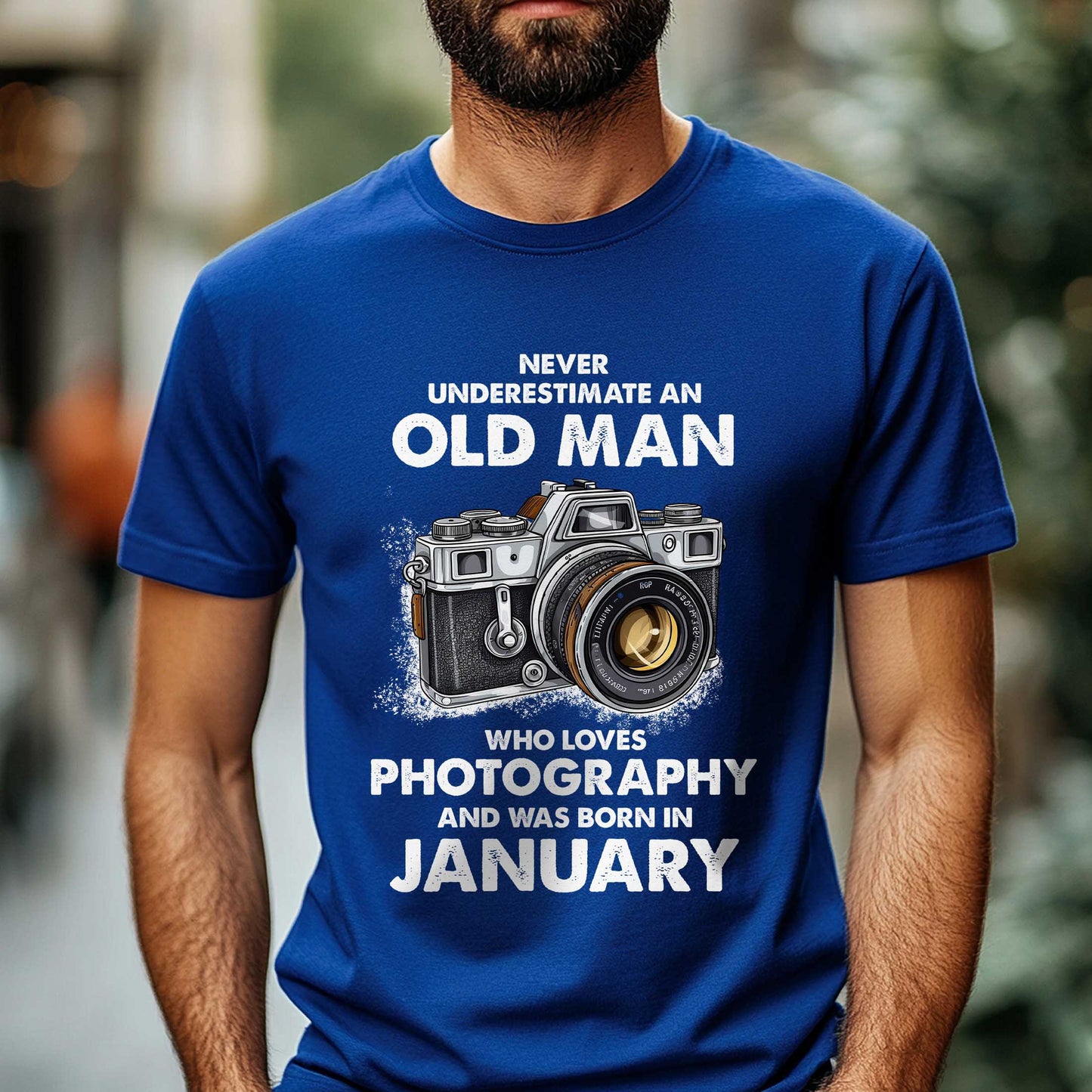 Netecom Never Underestimate an Old Man Who Loves Photography T-Shirt, Funny Birthday Shirt for Men, Perfect Gift for January Birthday