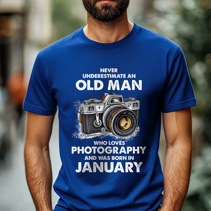 Netecom Never Underestimate an Old Man Who Loves Photography T-Shirt, Funny Birthday Shirt for Men, Perfect Gift for January Birthday