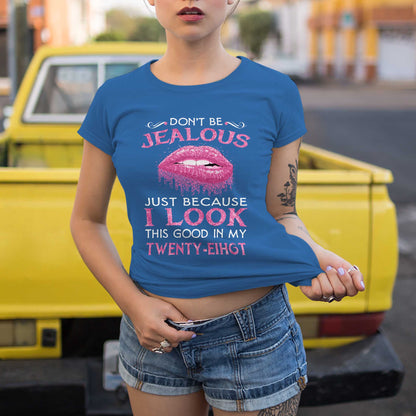 Netecom I Look This Good in My Twenty-Eight T-Shirt, Funny Birthday Tee for Women, Stylish Gift for Turning 28