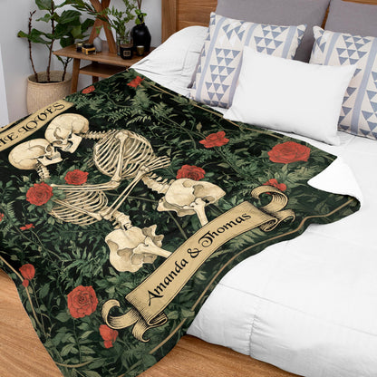 Netecom Personalized Skeleton Couple Blanket with Names and Established Date, Botanical Gothic Floral Throw Blanket for Couch, Bed or Sofa, Romantic Gift for Couples, Anniversary or Halloween Decor