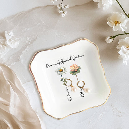Netecom Custom Birth Month Flower Ceramic Jewelry Tray , Personalized Name Ring Dish , Elegant Gift for Birthday or Mother’s Day