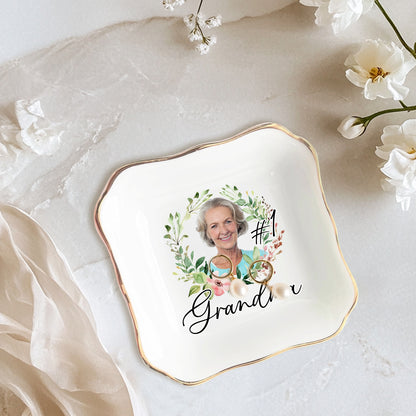 Netecom Personalized Birth Month Flower Jewelry Tray, Custom Name Ceramic Ring Dish, Elegant Gift for Mother’s Day, Bridesmaids, or Birthday
