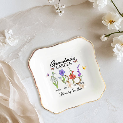 Netecom Personalized Birth Month Flower Jewelry Tray , Custom Names Ceramic Ring Dish, Elegant Grandma’s Garden Gift