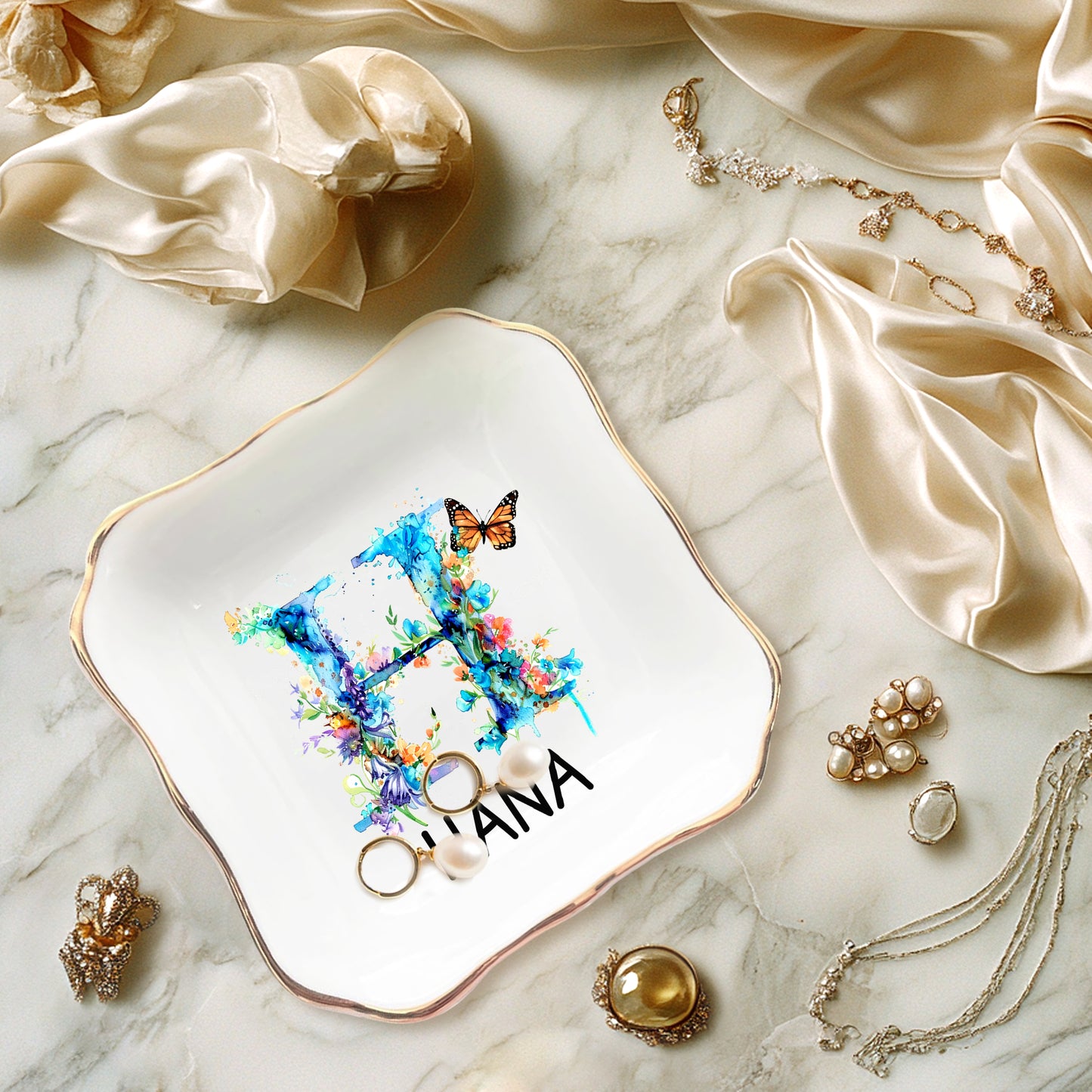 Netecom Personalized Floral Initial Jewelry Tray, Custom Ceramic Tray for Jewelry Storage or as a Gift for Special Occasions