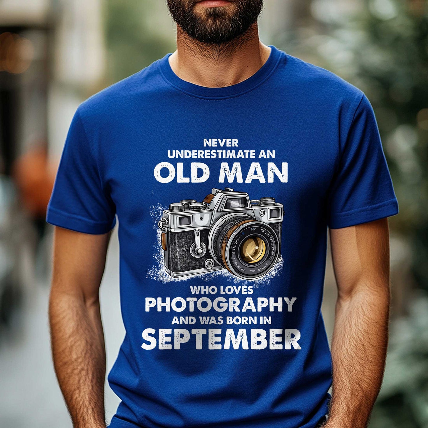 Netecom Never Underestimate an Old Man Who Loves Photography T-Shirt, Funny Birthday Shirt for Men, Perfect Gift for September Birthday