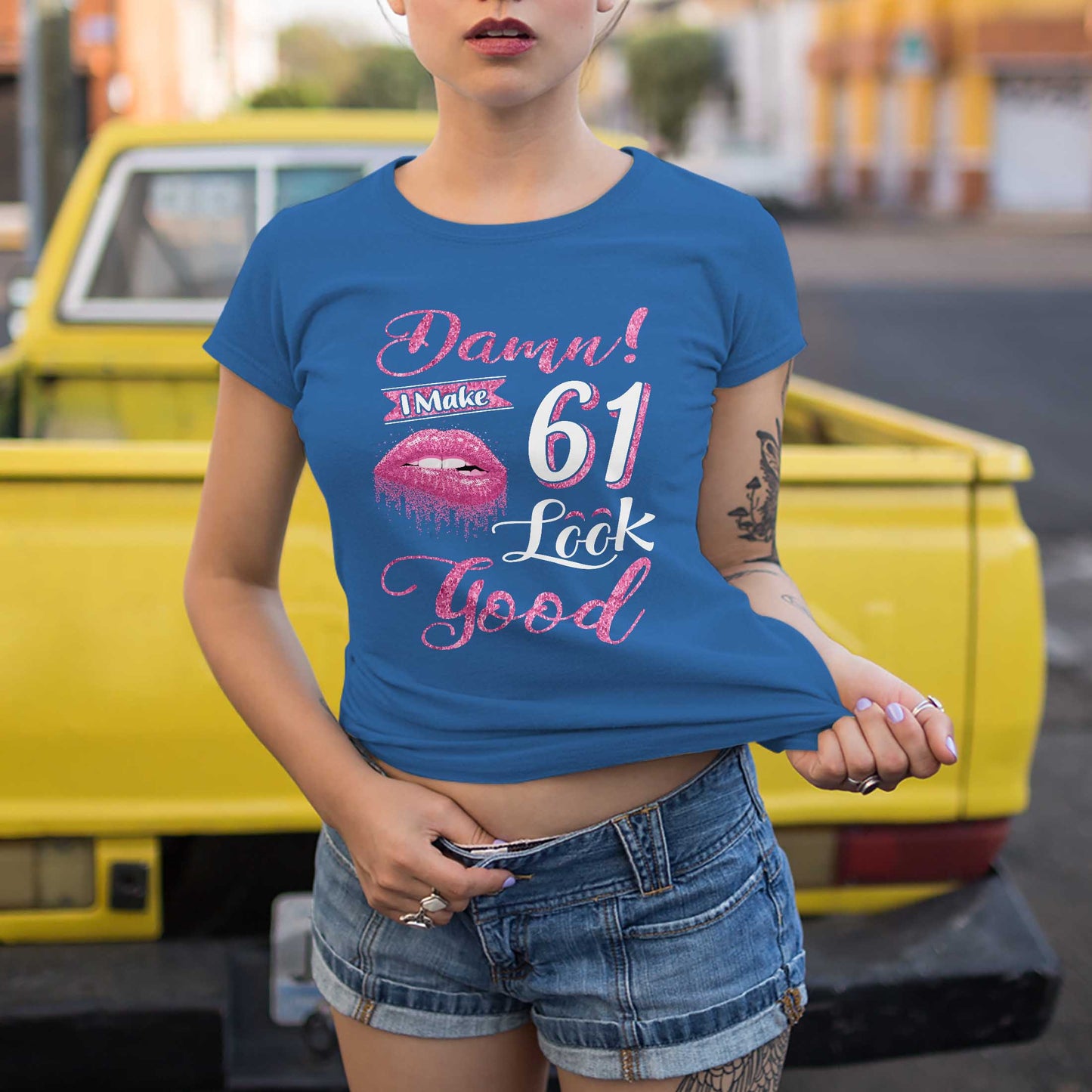 Netecom Damn I Make 61 Look Good T-Shirt for Women, Confident Birthday Shirt, Perfect Gift for 61st Birthday, Funny Graphic Tee