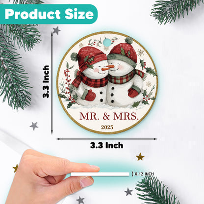 Netecom Funny Snowman Couple Ornament 2025, Mr and Mrs Christmas Ceramic Ornament for Xmas Tree Hanging Decorations Gift, Anniversary Wedding Gifts, Snowman Lover Gifts, Holiday Party Present