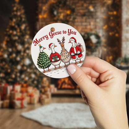 Netecom Cute Goose Family Ornaments, Merry Geese to You Ceramic Ornament for Christmas Tree Hanging Decorations Gift, Farmhouse Decor, Gifts for Farmer, Holiday Party Present