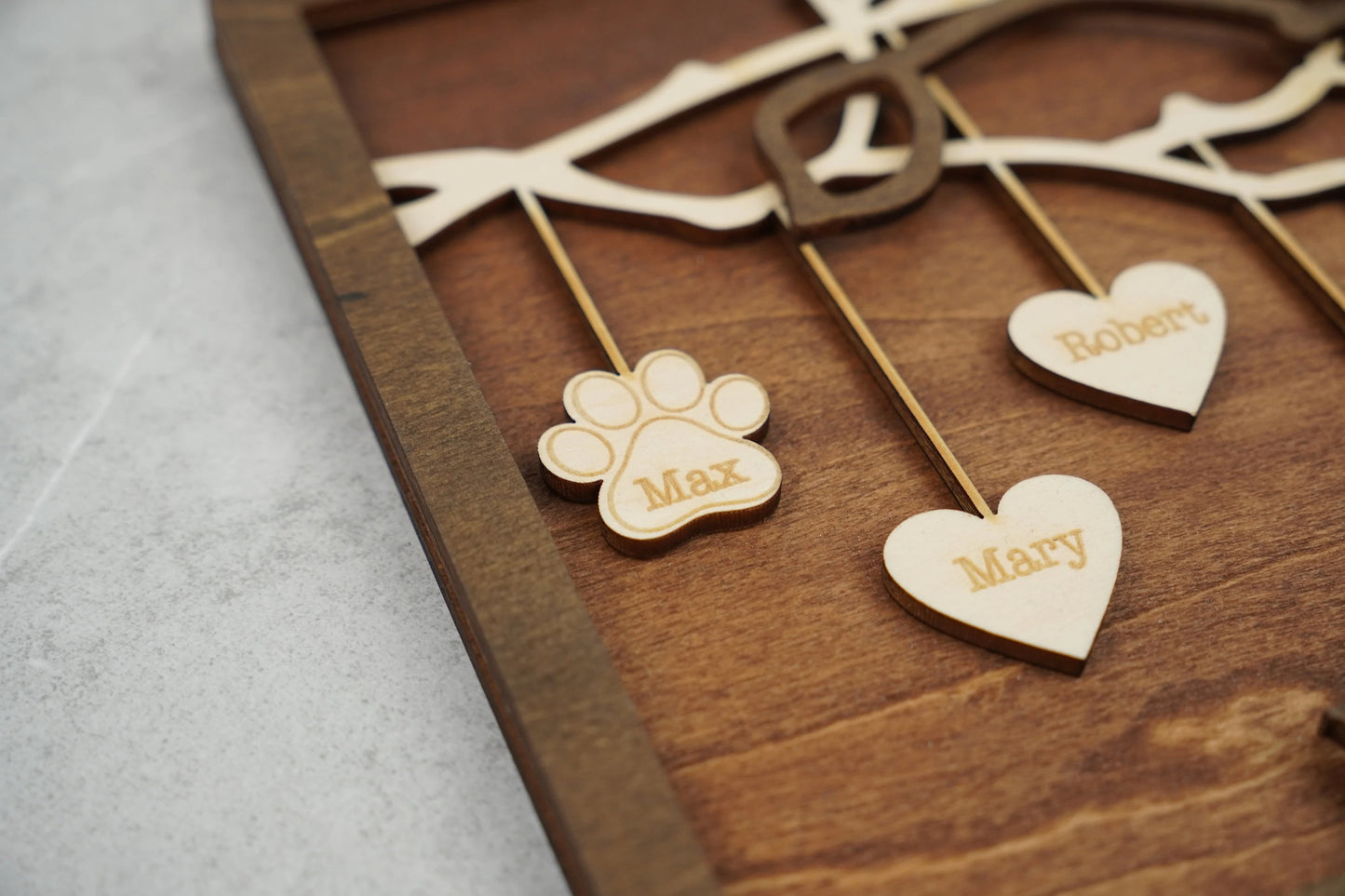 Netecom Personalized Family Tree Wood Sign Custom Grandkids Names with Hanging Hearts Love Grows Here Decor Mother’s Day Gift for Mom