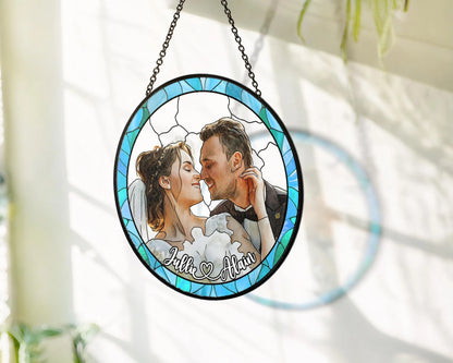 Netecom Personalized Family Photo Stained Glass Suncatcher – Custom Family Portrait Window Hanging Gift for Mom Dad Grandma Christmas Couple Portrait