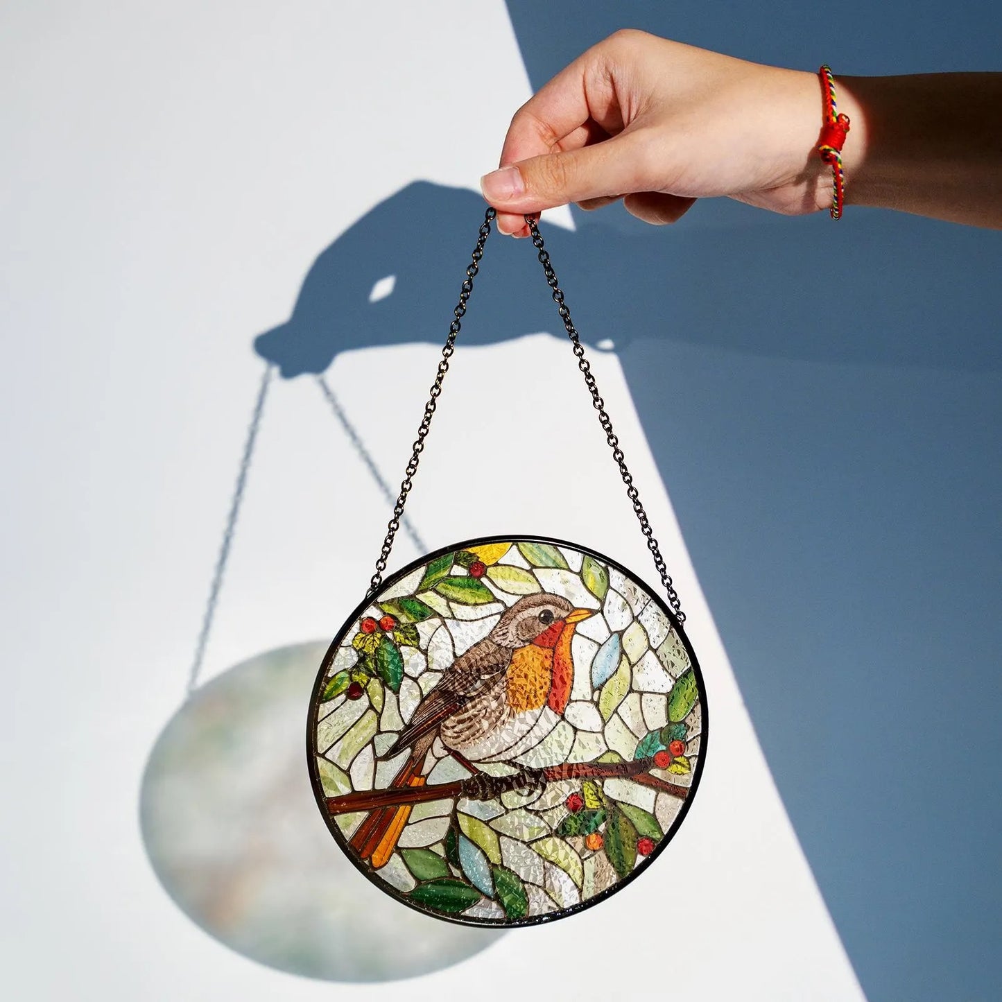 Netecom Robin Bird Stained Glass Suncatcher – Round Window Hanging Decor, Garden Lovers, Nature Bird Art Gift for Mom Grandma