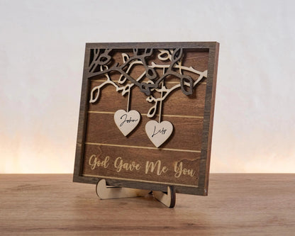 Netecom Personalized Couple Wooden Sign Custom Names Wood Frame Anniversary Wedding Gift Romantic Home Decor for Couples