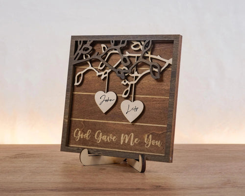Netecom Personalized Couple Wooden Sign Custom Names Wood Frame Anniversary Wedding Gift Romantic Home Decor for Couples