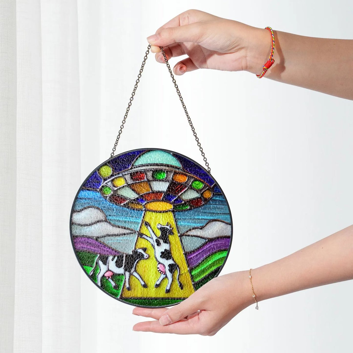 Netecom Funny Alien and Cow UFO Stained Glass Suncatcher – Unique Window Hanging, Spaceship Art Home Decor, Stained Glass or Acrylic Window Decoration