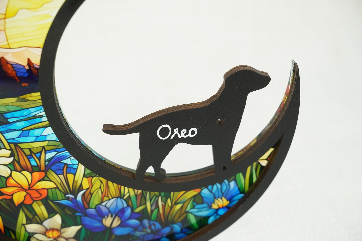Netecom Labrador Retriever Dog Memorial Suncatcher – Personalized Pet Loss Sympathy Gift, Personalized Dog Passing Ornament, Acrylic and Wood Remembrance Decoration