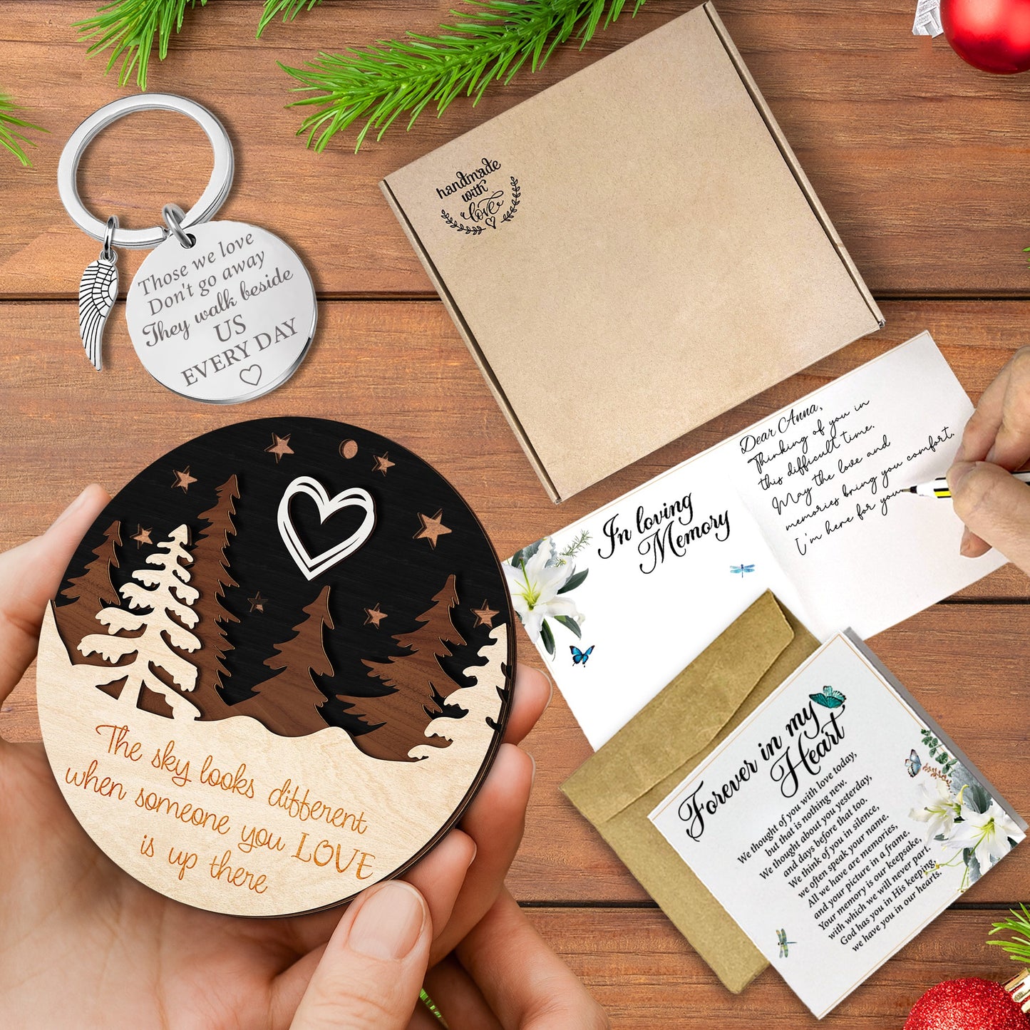 Netecom Merry Christmas Memorial Ornament Set – The Sky Looks Different When Someone You Love Is Up There Gift Box