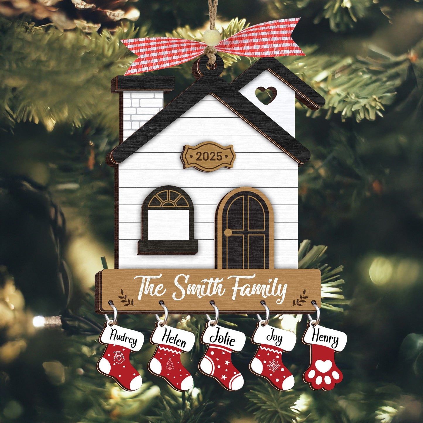 Netecom Christmas Ornaments 2025, Family Stockings Ornament for Christmas – Personalized Wooden House Ornament with Names & Gift Box