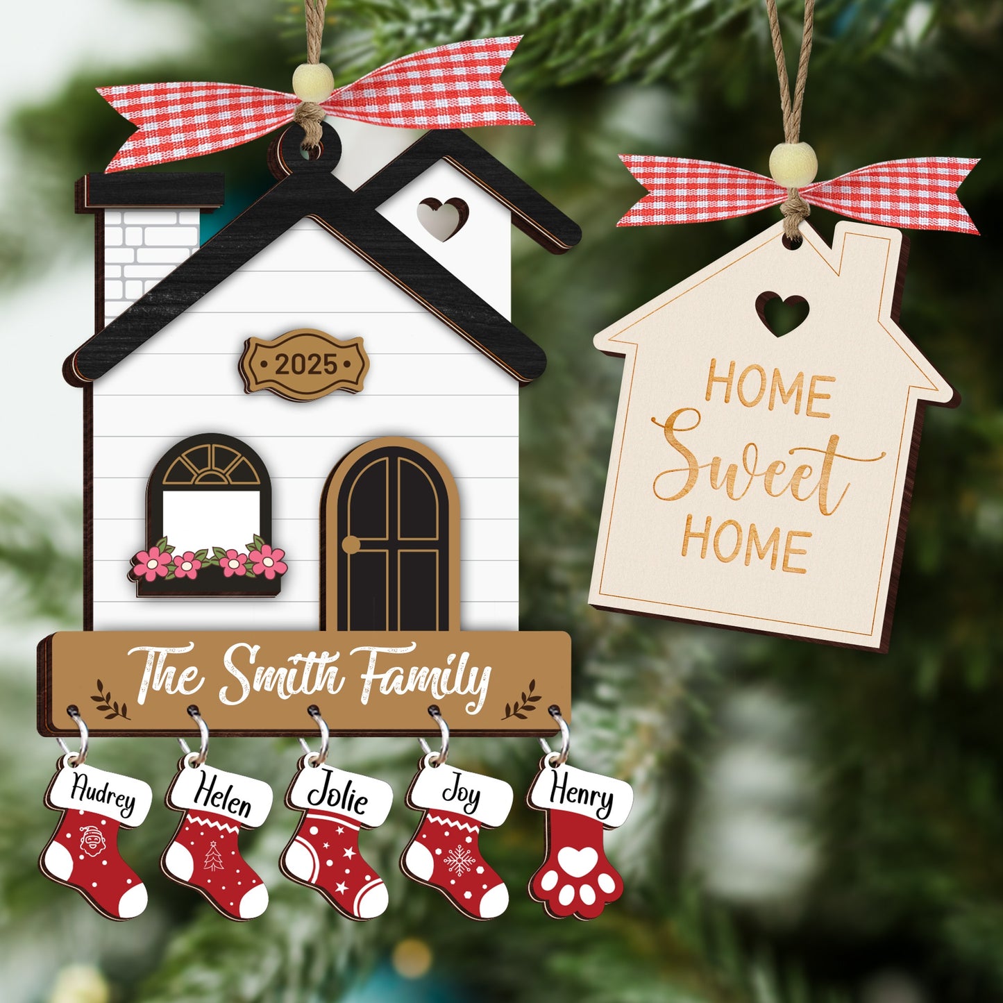 Netecom Christmas Ornaments 2025, Family Stockings Ornament for Christmas – Personalized Wooden House Ornament with Names & Gift Box