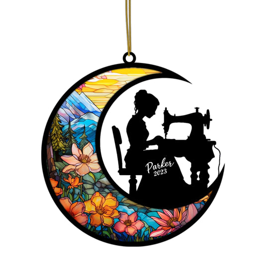 Netecom Personalized Quilting Suncatcher - Custom Sewing & Quilting Lover Christmas Ornament 2025 - Funny Seamstress Gift for Women, Grandma, or Friends - Great Gift for Quilters