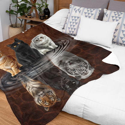 Netecom Cat and Tiger Reflection Blanket, Cat Lover Throw Blanket for Couch, Bed or Sofa, Ultra Soft Warm Gift for Birthday, Anniversary, Christmas, and Cozy Winter