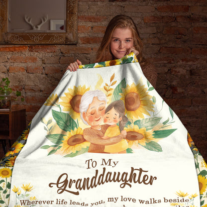 Netecom Personalized To My Granddaughter Blanket from Grandma, Sunflower Throw Blanket for Couch, Bed or Sofa, Ultra Soft Warm, Birthday Gifts for Granddaughter, Present for Christmas, Graduation